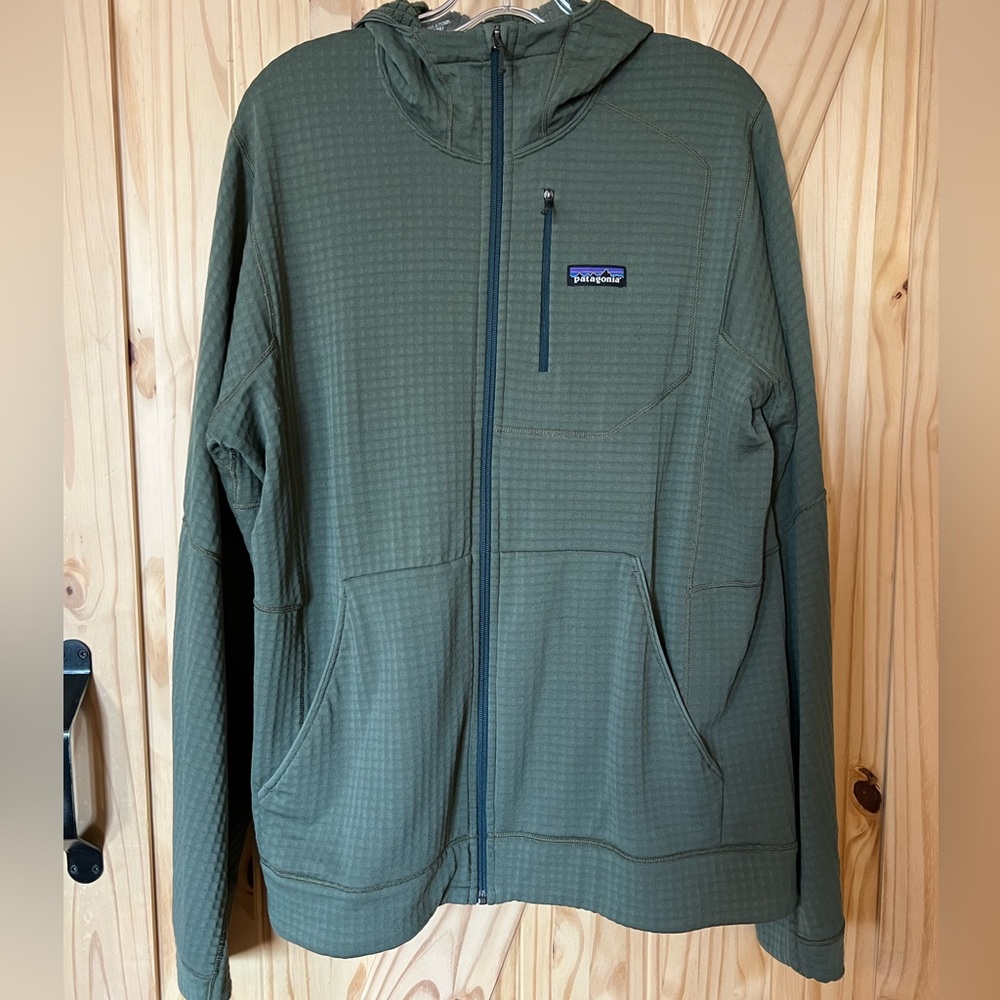 Patagonia R1 full zip hoody M’s LG